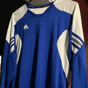 Athletic long sleeve